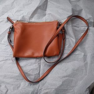 🥀Oldnavy cross body bag!